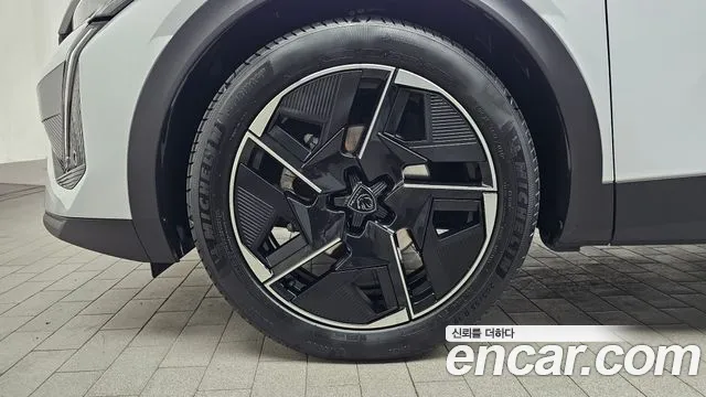 Peugeot 408 2025 thumb 4