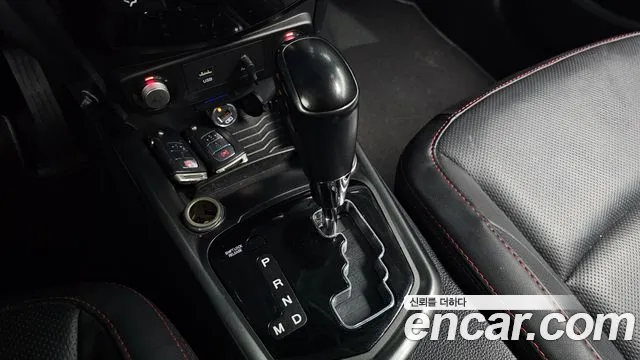 KG_Mobility_Ssangyong TIBOLI 2018 thumb 9