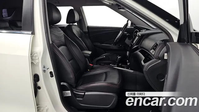 KG_Mobility_Ssangyong TIBOLI 2018 thumb 11