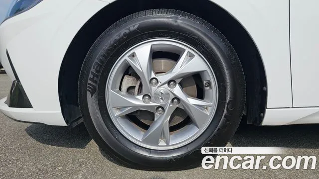 Hyundai Avante 2020 thumb 5
