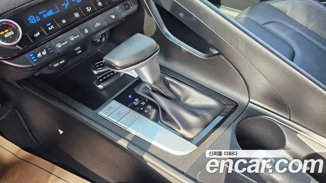 Hyundai Avante 2020 thumb 9