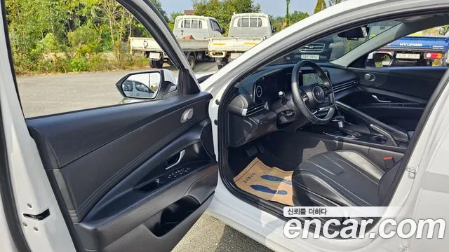 Hyundai Avante 2020 thumb 10