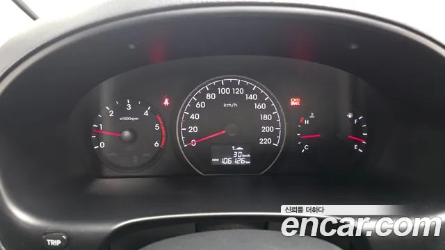 Hyundai Starex 2016 thumb 8