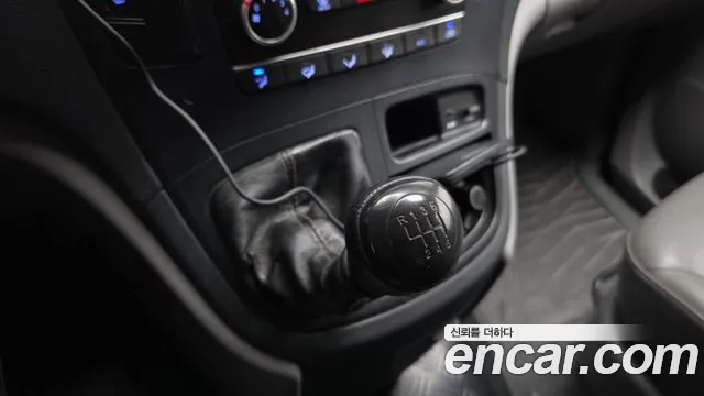 Hyundai Starex 2016 thumb 9
