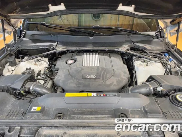 Land Rover Range Rover Sport 2018 thumb 5