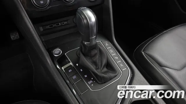 Volkswagen Tiguan 2018 thumb 9
