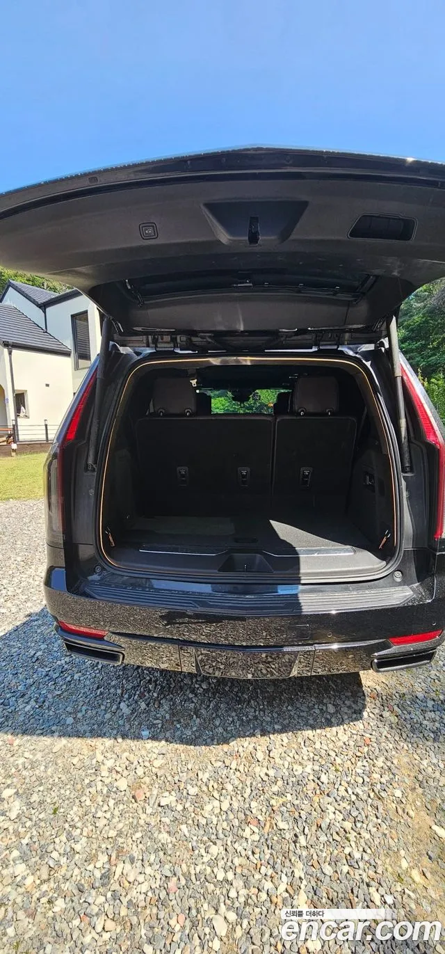 Cadillac Escalade 2022 thumb 11