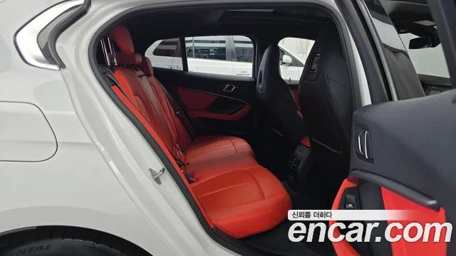 BMW 1-Series 2021 thumb 11