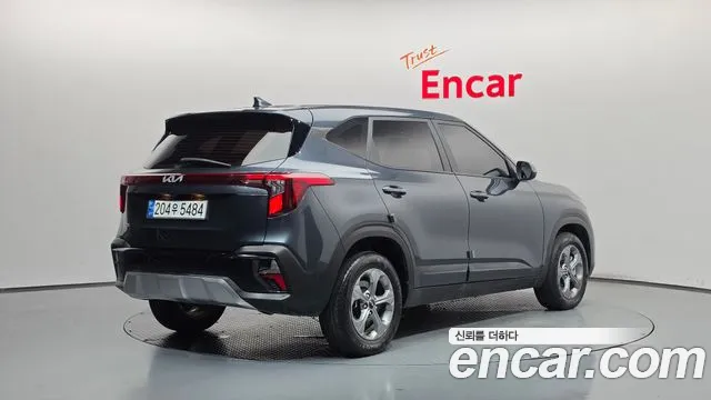 Kia Seltos 2023 thumb 2