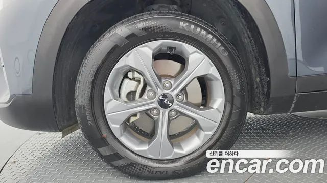 Kia Seltos 2023 thumb 5