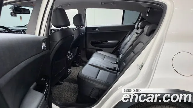 Kia Sportage 2018 thumb 11