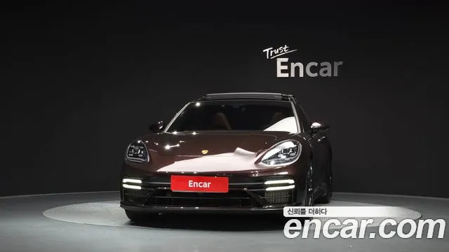 Porsche Panamera 2021 thumb 3