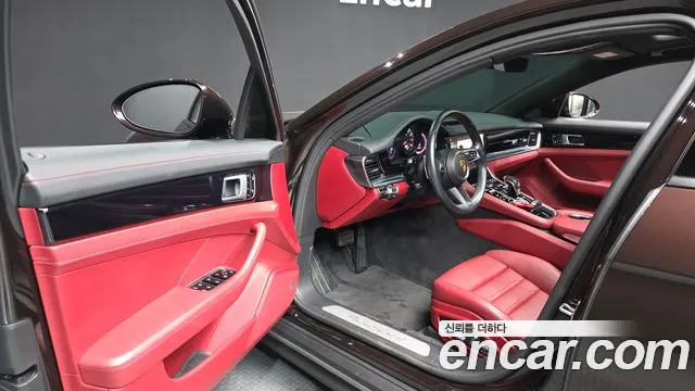 Porsche Panamera 2021 thumb 10
