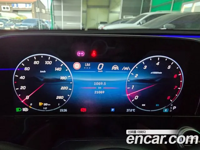 Mercedes-Benz E-Класс 2025 thumb 5