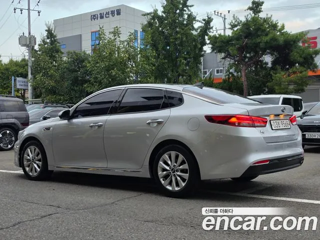 Kia K5 2017 thumb 2