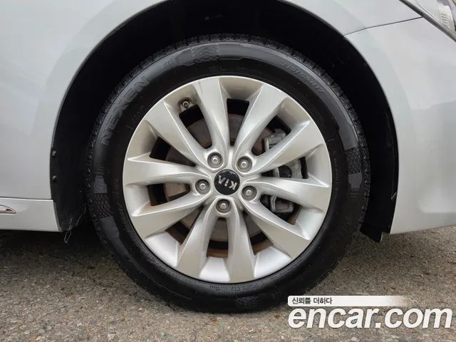 Kia K5 2017 thumb 5