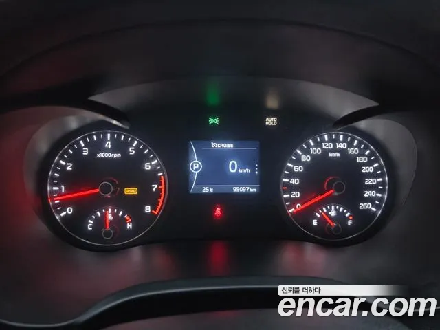 Kia K5 2017 thumb 8
