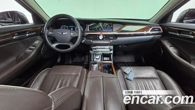 Genesis G90 2016 thumb 7