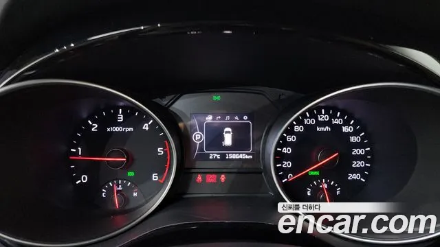 Kia Carnival 2014 thumb 8