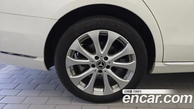 Mercedes-Benz E-Класс 2019 thumb 5