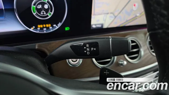 Mercedes-Benz E-Класс 2019 thumb 9