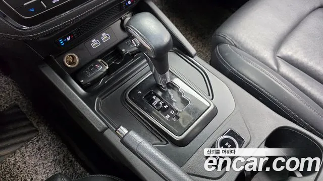KG_Mobility_Ssangyong Rexton 2022 thumb 9