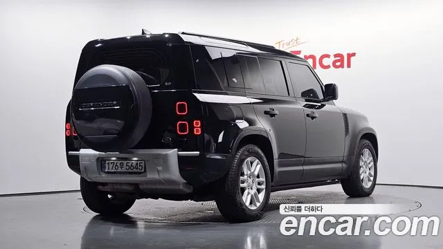 Land Rover Defender 2020 thumb 2