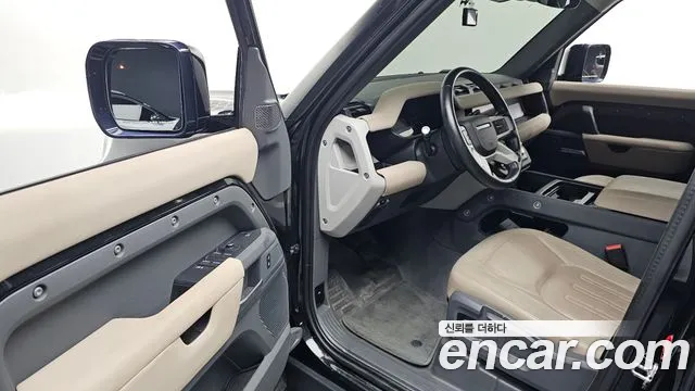 Land Rover Defender 2020 thumb 10