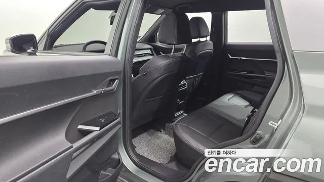 KG_Mobility_Ssangyong Torres 2023 thumb 12