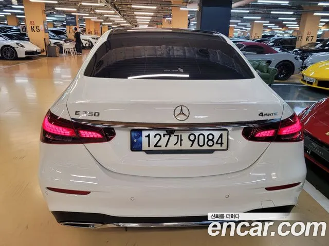 Mercedes-Benz E-Класс 2021 thumb 4