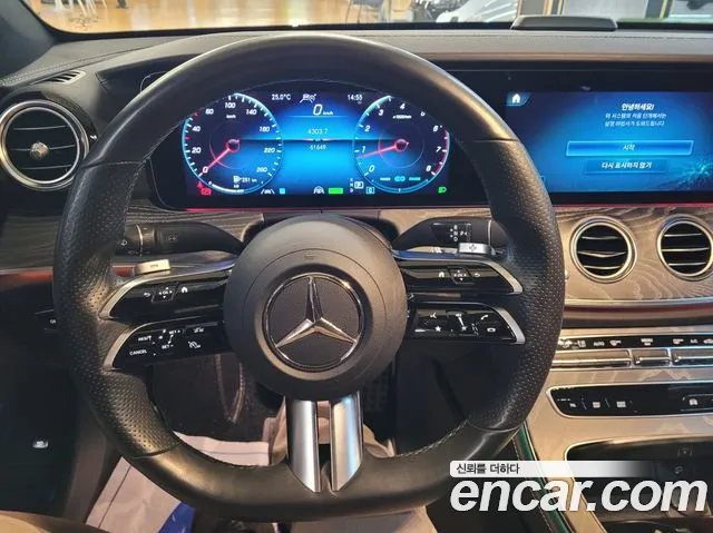 Mercedes-Benz E-Класс 2021 thumb 9