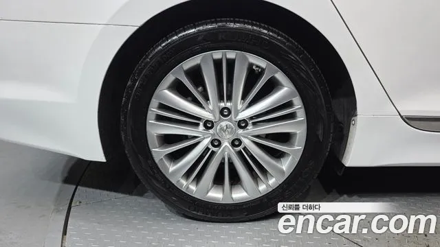 Hyundai Aslan 2015 thumb 5
