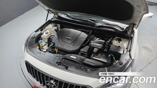 Hyundai Aslan 2015 thumb 6