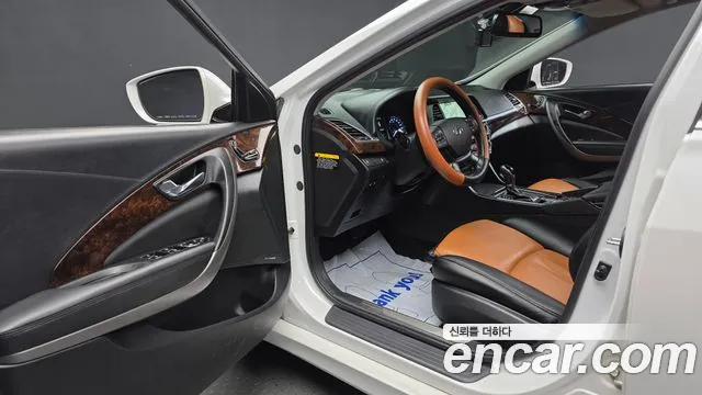 Hyundai Aslan 2015 thumb 10