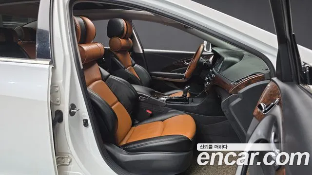 Hyundai Aslan 2015 thumb 11