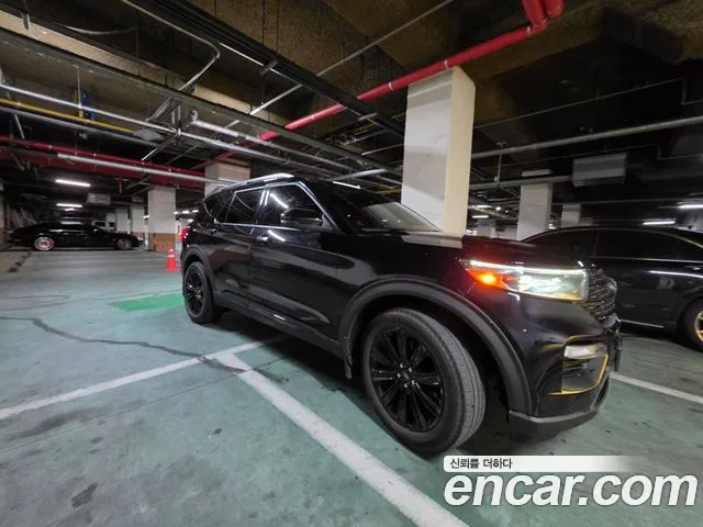 Ford Explorer 2020 thumb 3
