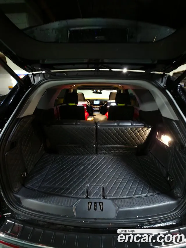 Ford Explorer 2020 thumb 11