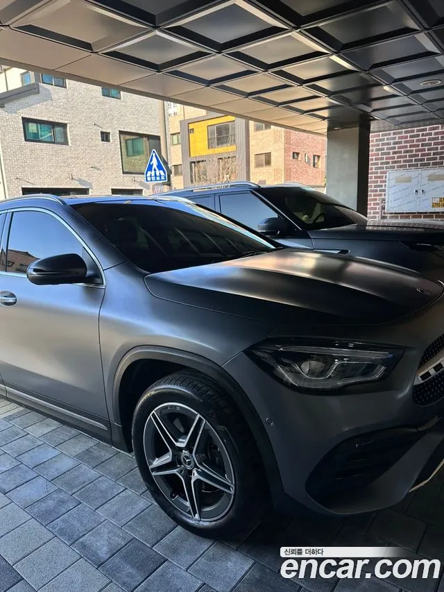 Mercedes-Benz GLA 2020 thumb 3