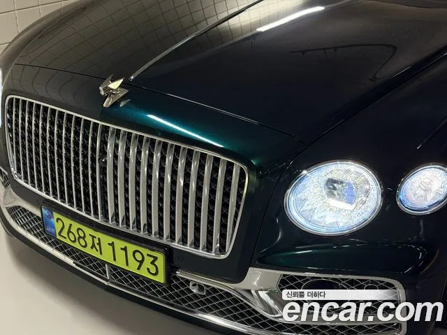 Bentley Flying Spur 2022 thumb 4