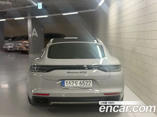 Porsche Panamera 2022 thumb 5