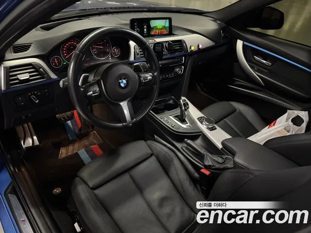 BMW 3-Series 2017 thumb 10