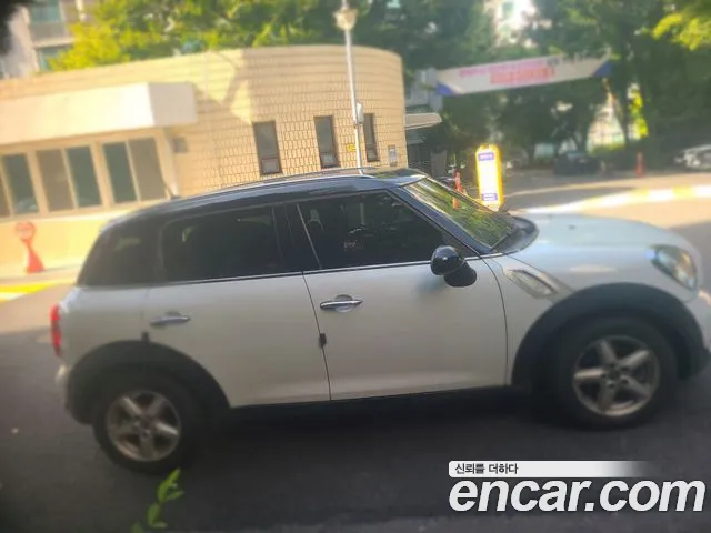 MINI Countryman 2014 thumb 9