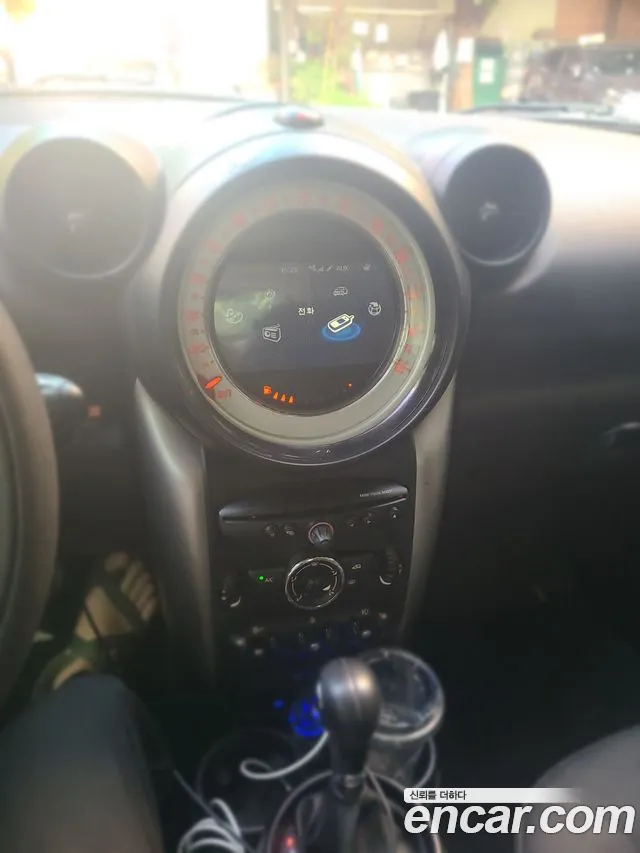 MINI Countryman 2014 thumb 10