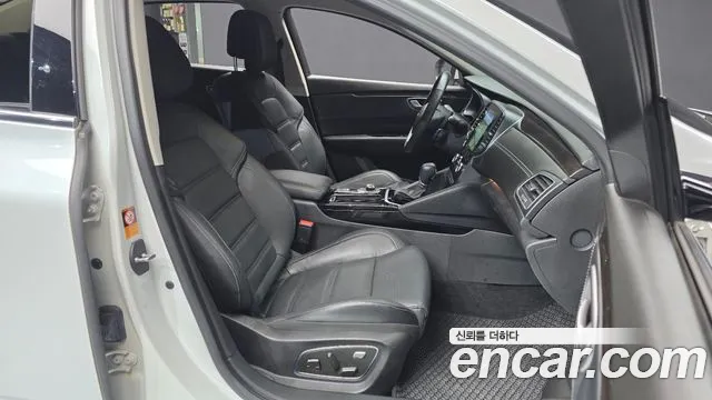 Renault-KoreaSamsung Megane 2016 thumb 11