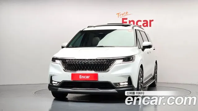 Kia Carnival 2023 thumb 3
