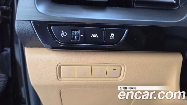 Kia Carnival 2021 thumb 12