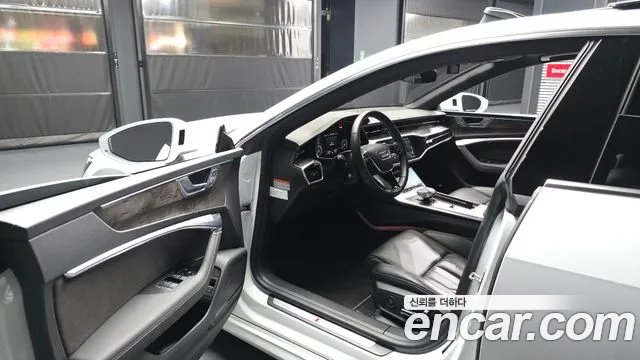Audi A7 2020 thumb 9