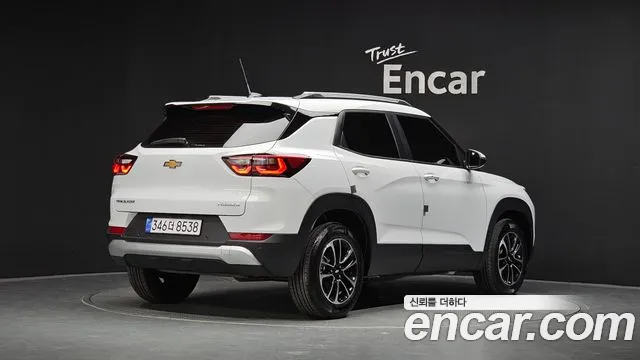 ChevroletGMDaewoo TrailBlazer 2026 thumb 2