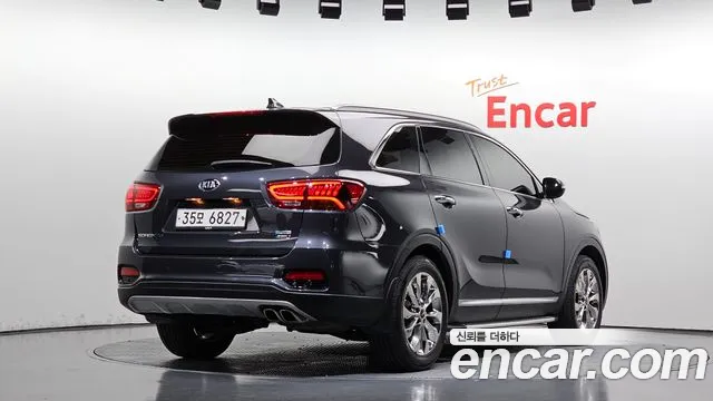 Kia Sorento 2018 thumb 2