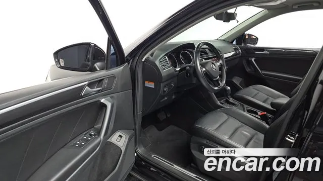 Volkswagen Tiguan 2019 thumb 10
